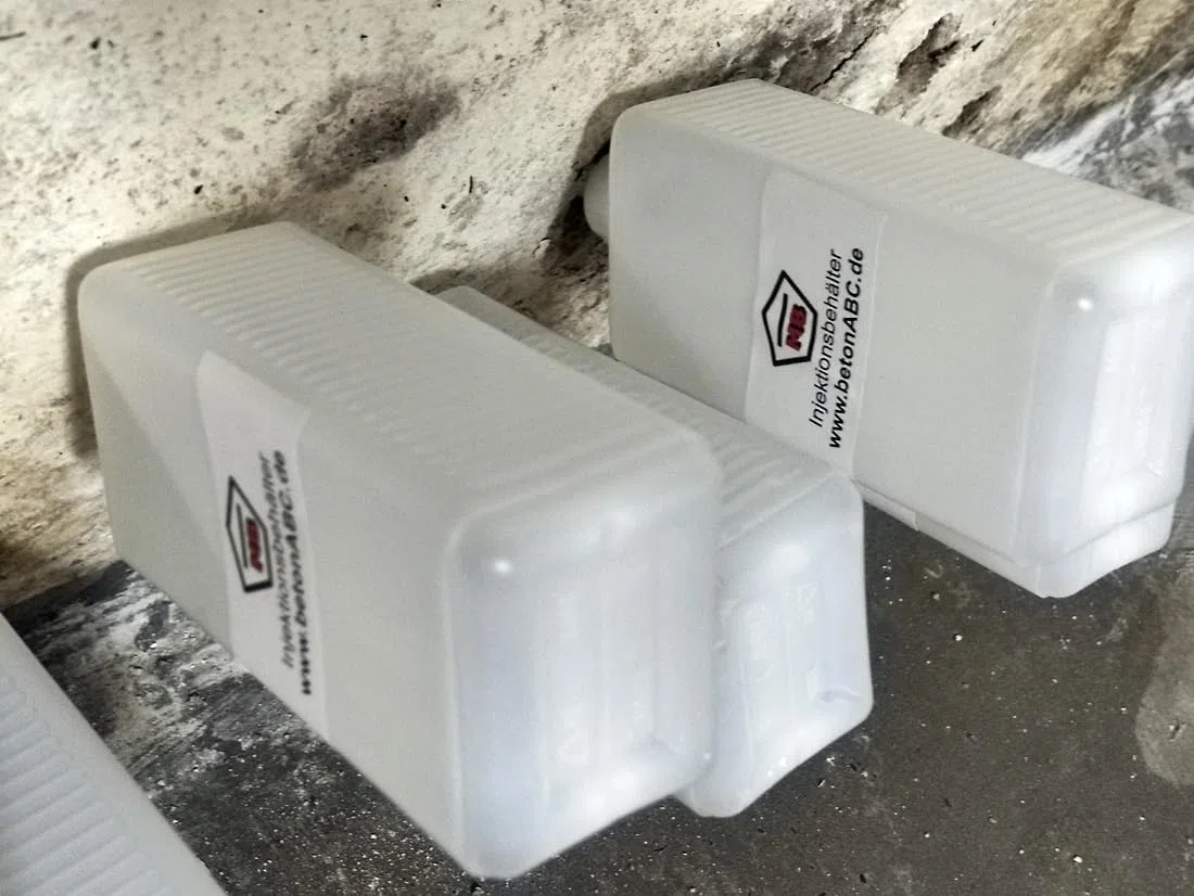 Verkieselung Komplett System - dauerhafte Horizontalsperre für innen und außen - "SILITROCKEN" 25 L + 15 Behälter